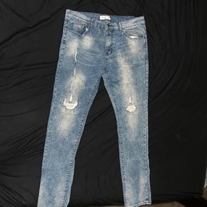 Blue skinny jeans